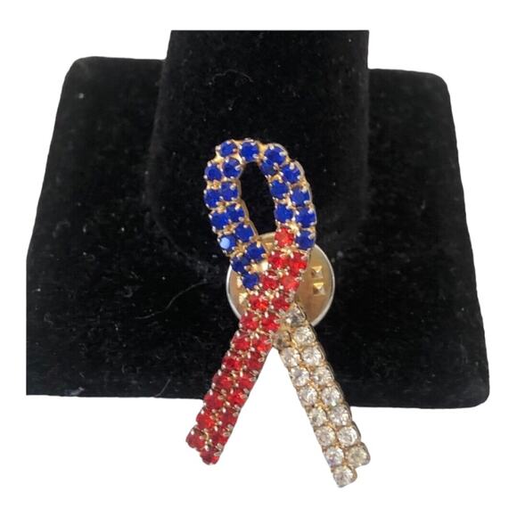 Rhinestone Goldtone Patriotic Ribbon Brooch Red White Blue Ribbon Pin USA - Picture 1 of 9